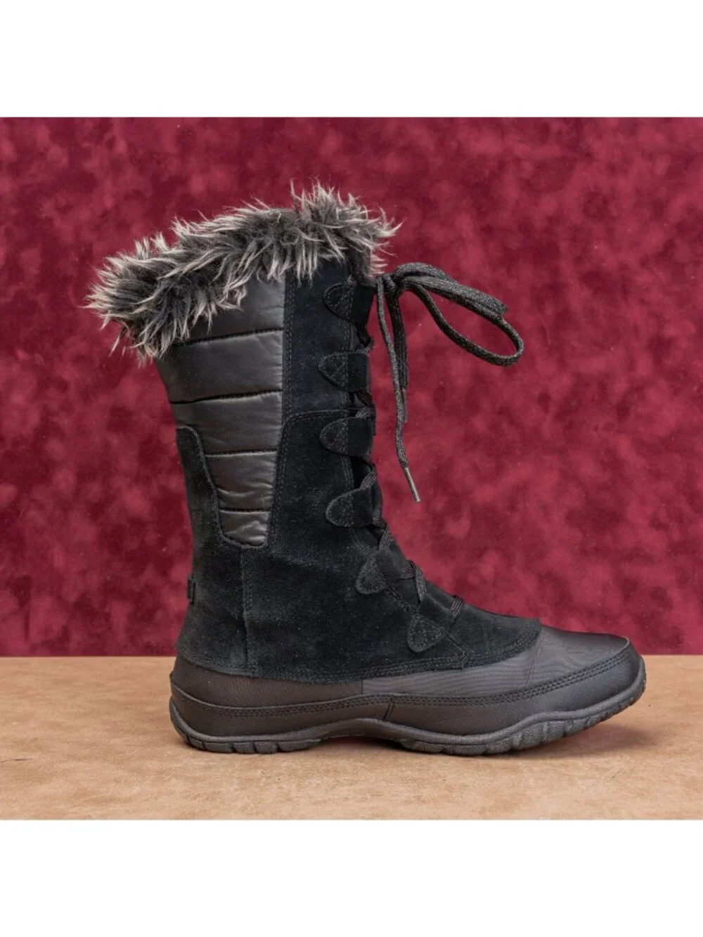 The Northface Women Black Suede Fabric Primaloft 200g Utility Boots Sz 9.5